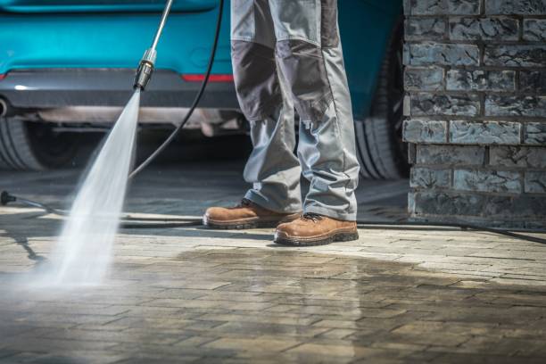 Best Window and Screen Pressure Cleaning in Whitefish Bay, WI