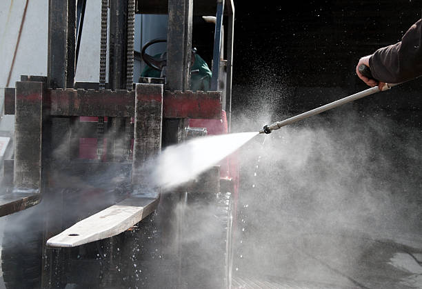 Best Gutter Cleaning and Brightening in Whitefish Bay, WI